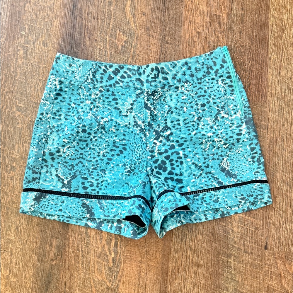 Women's Blue Patterned Shorts